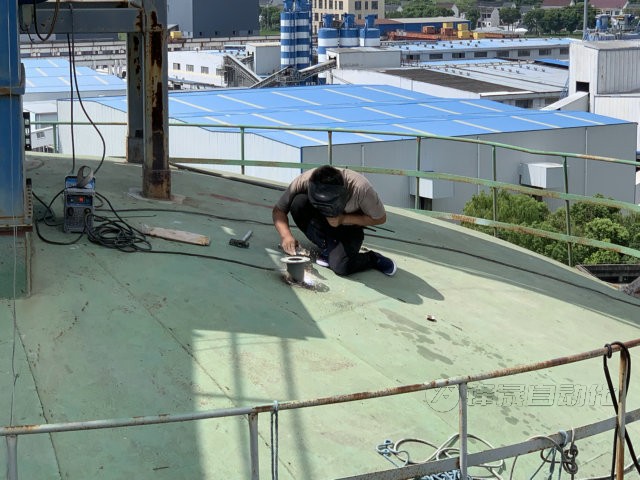 水泥中專庫(kù)料位計(jì)